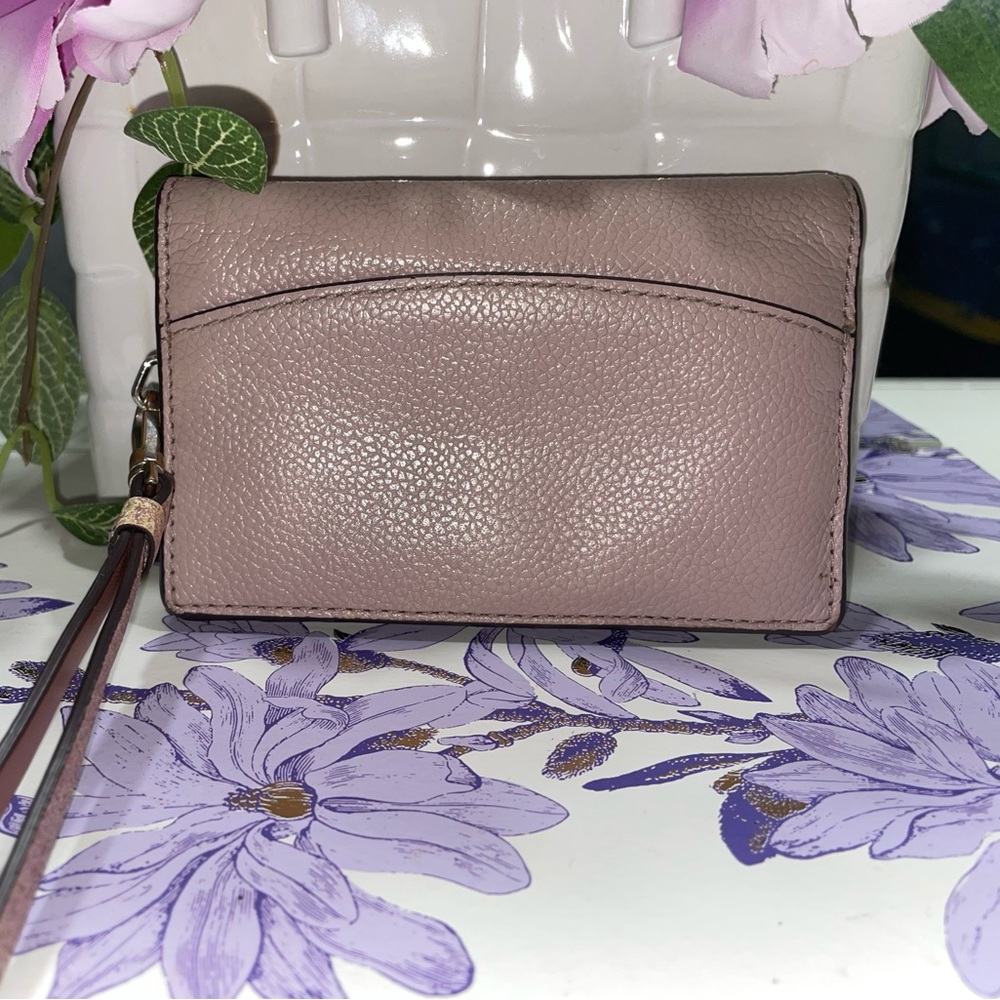 Kate Spade Pink Pebbled Leather Wallet Wristlet Sparkly Strap Burgundy Interior - Picture 2 of 7